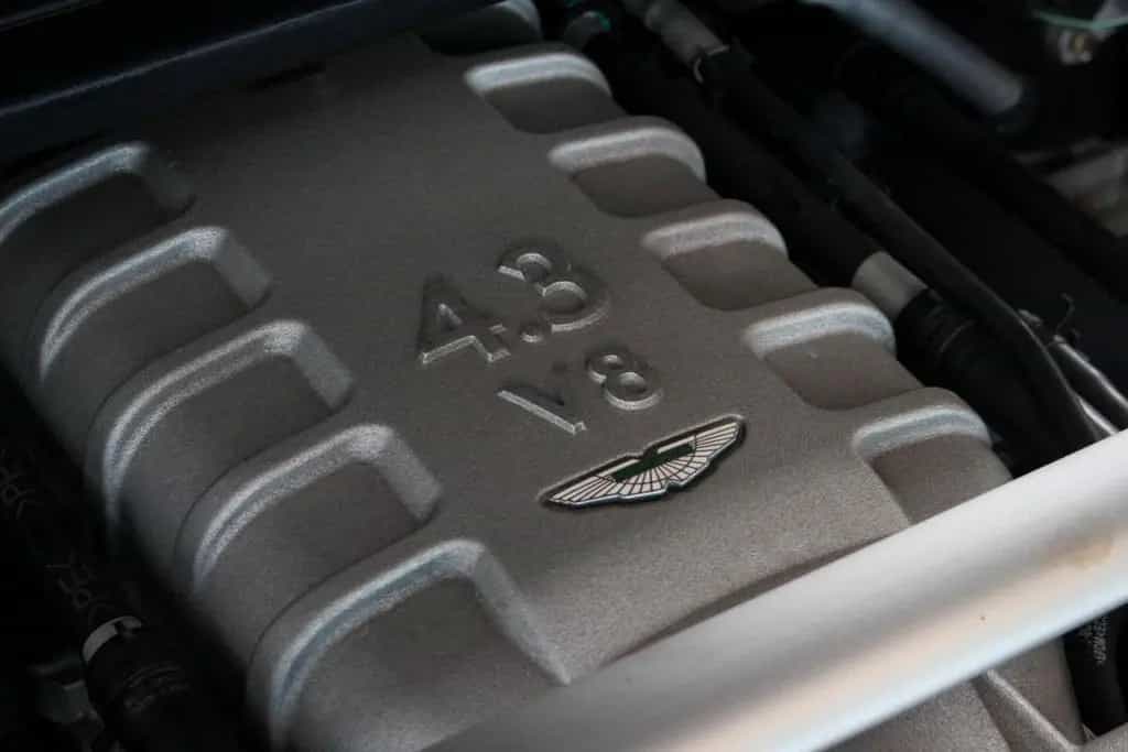 Aston Martin V8 Vantage 4.3 V8 01/2006-photo-26