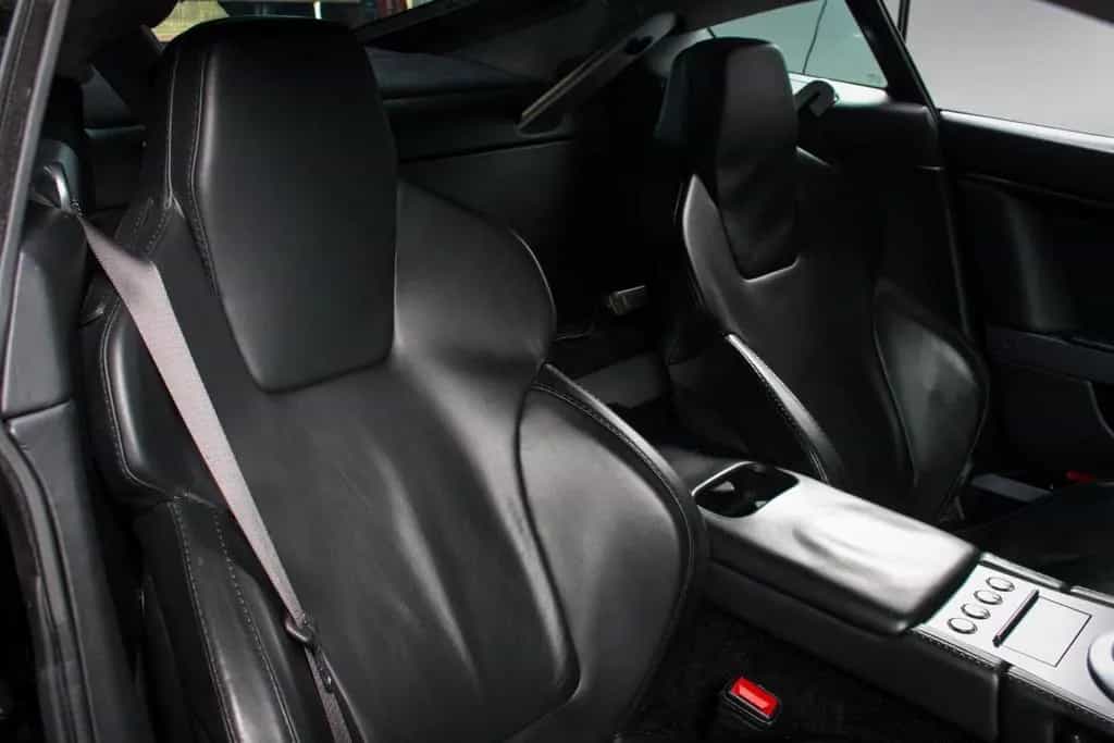 Aston Martin V8 Vantage 4.3 V8 01/2006-photo-40