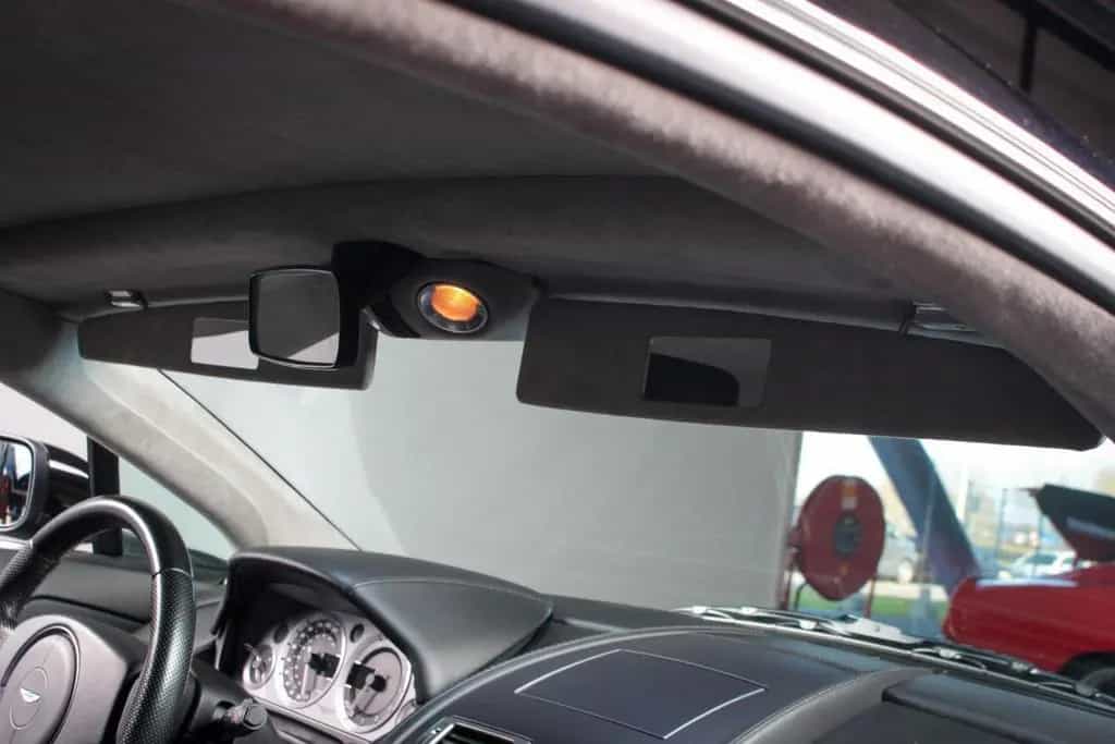 Aston Martin V8 Vantage 4.3 V8 01/2006-photo-41