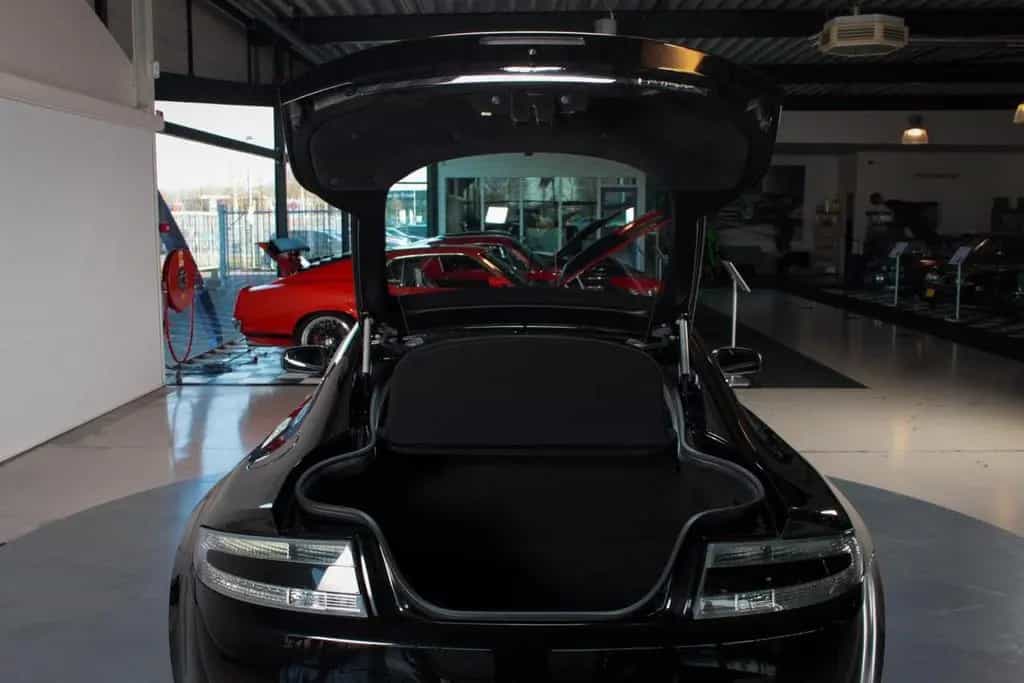 Aston Martin V8 Vantage 4.3 V8 01/2006-photo-42
