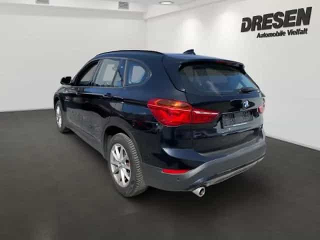 BMW X1 sDrive Automat. Advantage Pano Sitzhzg Navi L 10/2019-photo-4