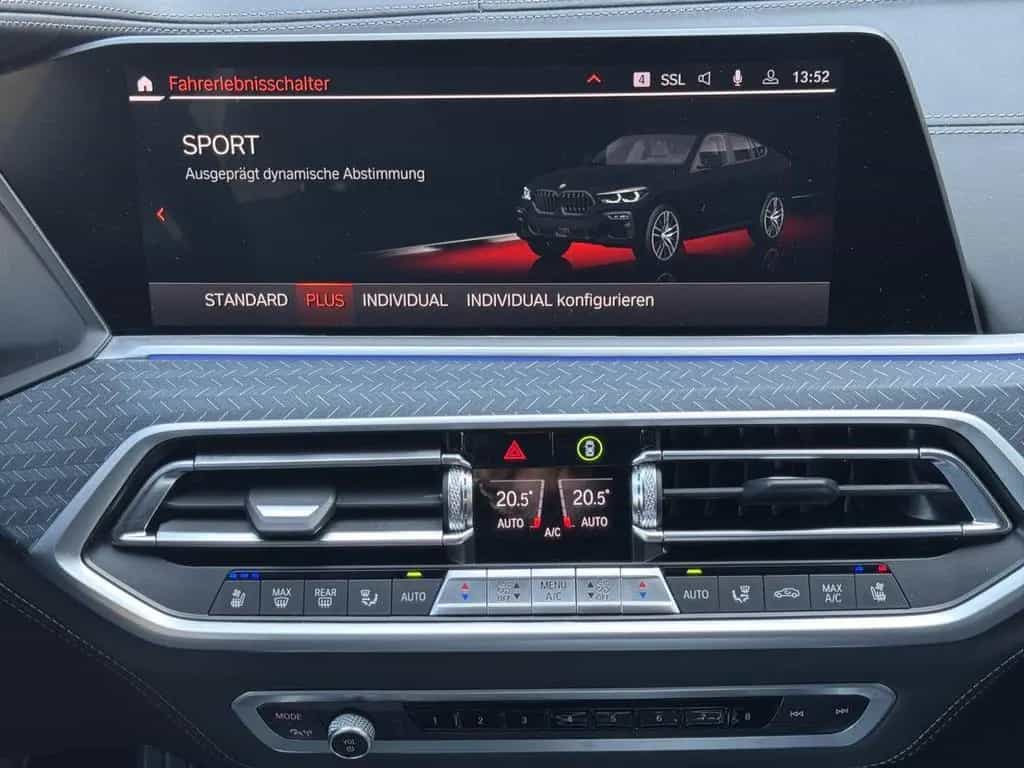 BMW X6 M50i Black Vermilion FrozenBlack Laser B&W 06/2022-photo-22