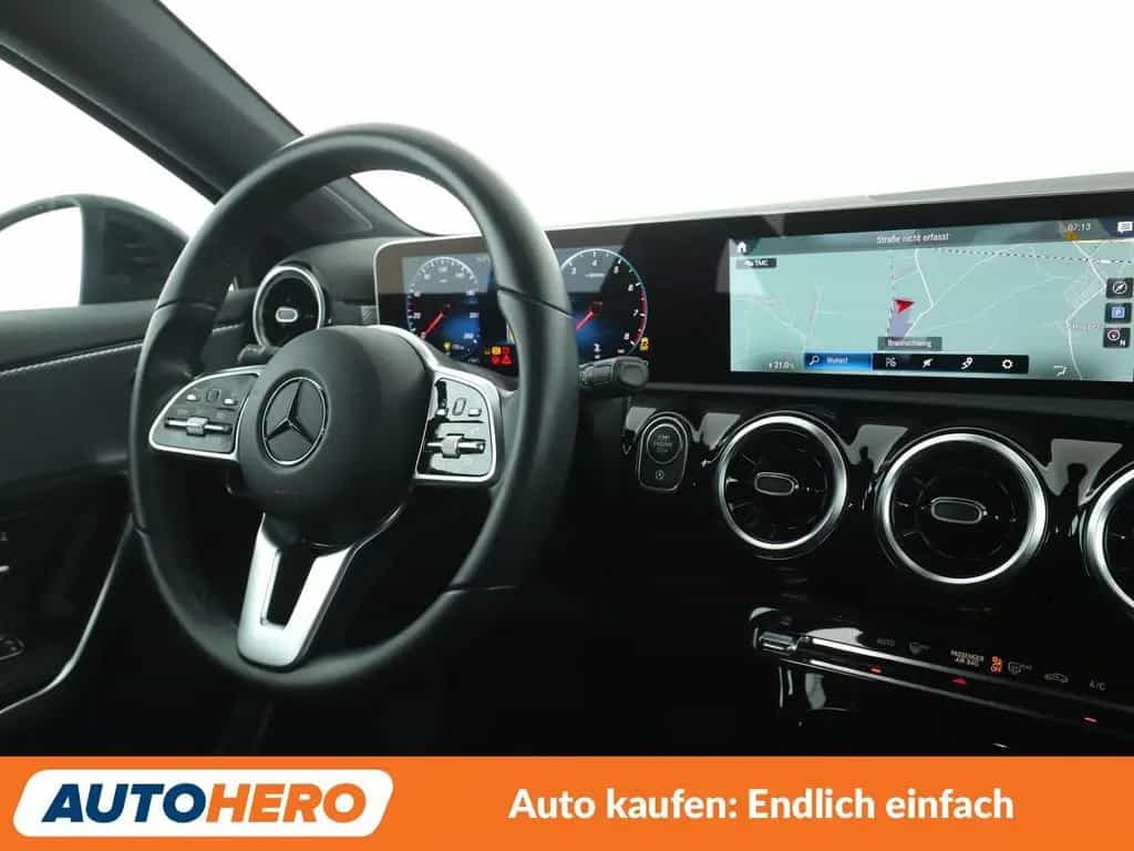 Mercedes-Benz A-Class 200 Aut*NAVI*LED*TEMPO*PDC*SHZ* 01/2019-photo-12