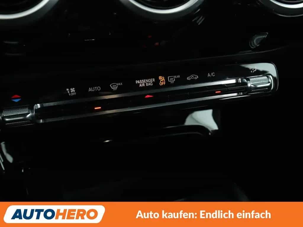 Mercedes-Benz A-Class 200 Aut*NAVI*LED*TEMPO*PDC*SHZ* 01/2019-photo-22
