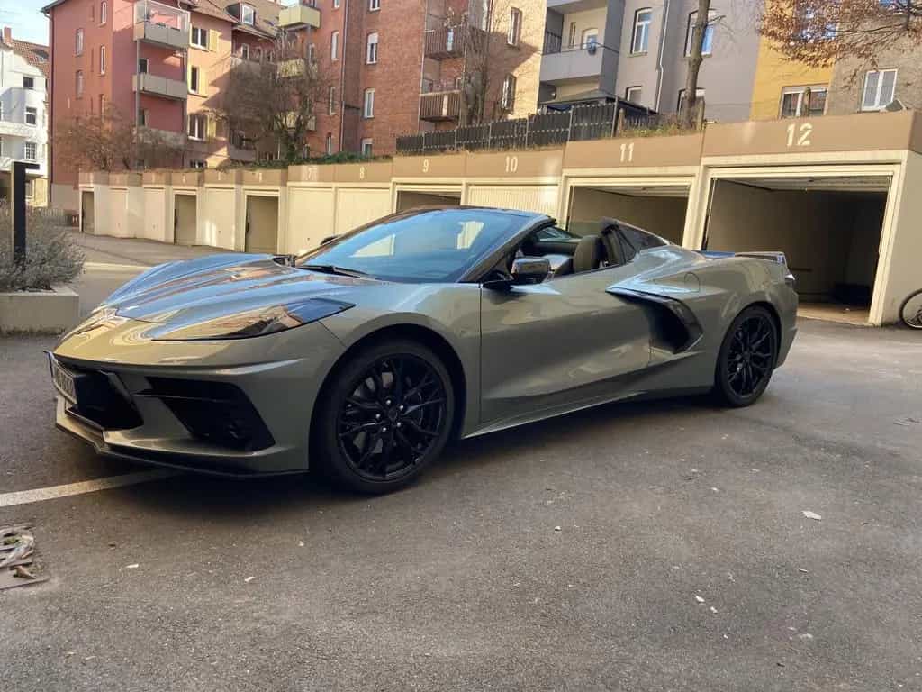 Corvette C8 11/2023-photo-2