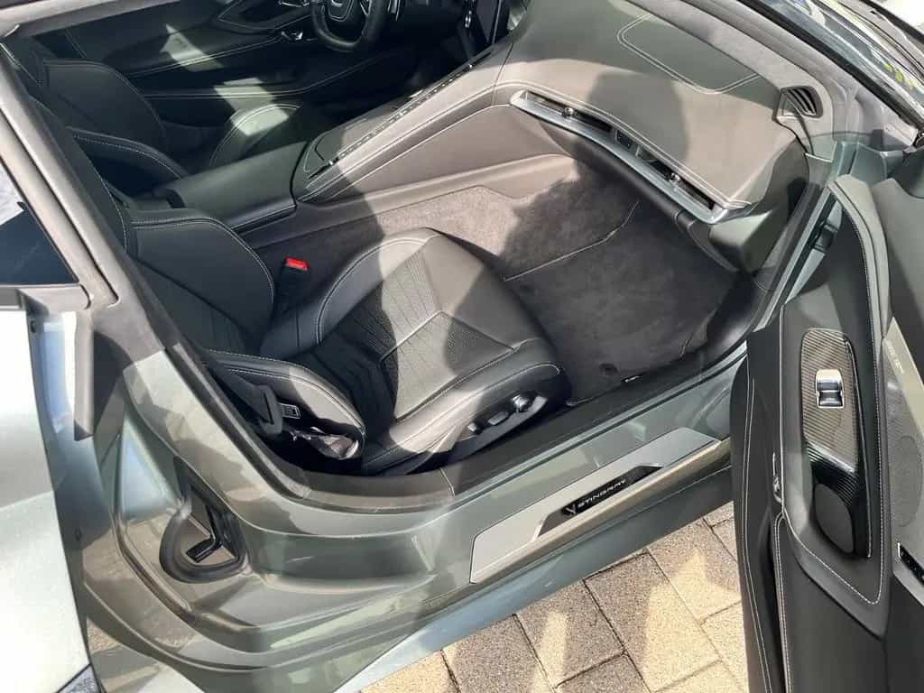 Corvette C8 11/2023-photo-9