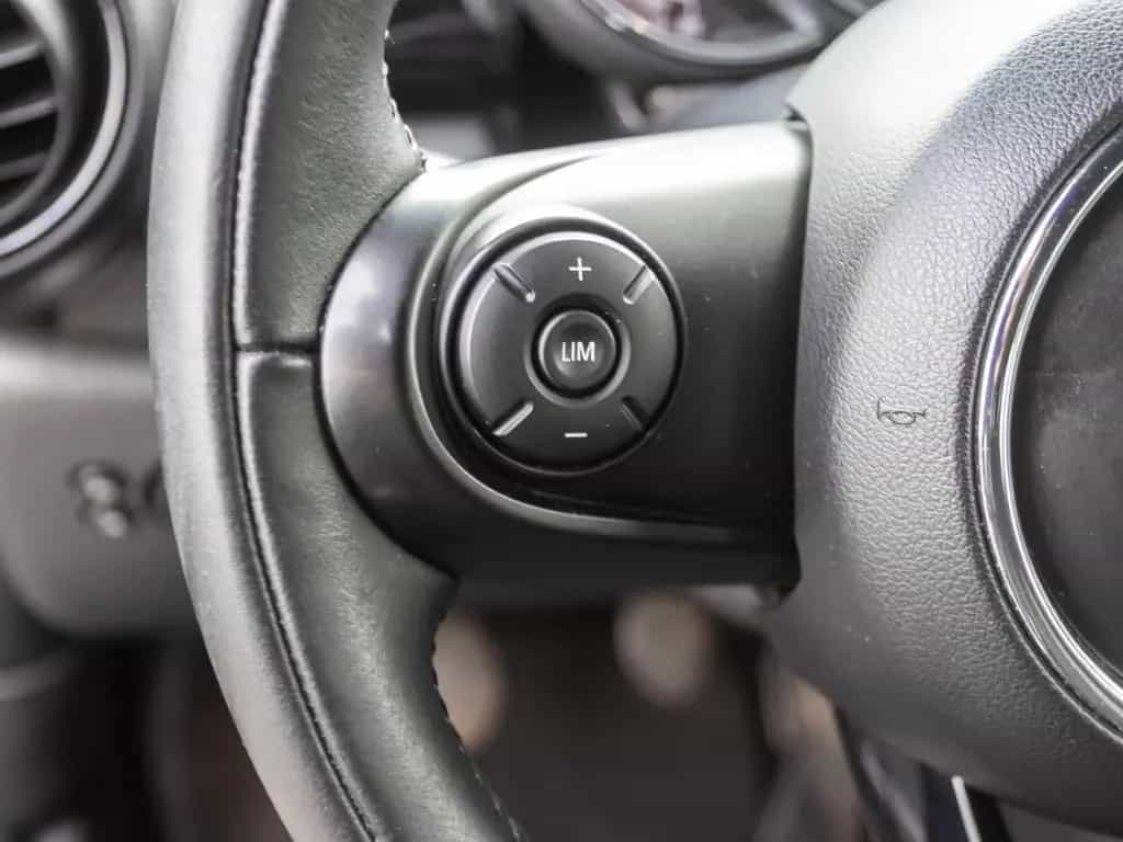 MINI Cooper S +DAB+LED+SHZ+Keyless+Sportsitze+Klima 09/2020-photo-11
