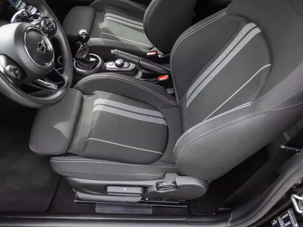 MINI Cooper S +DAB+LED+SHZ+Keyless+Sportsitze+Klima 09/2020-photo-8