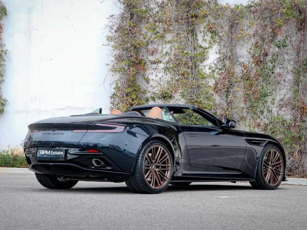 Aston Martin DB12 4.0 V8 Volante 04/2025-photo-10
