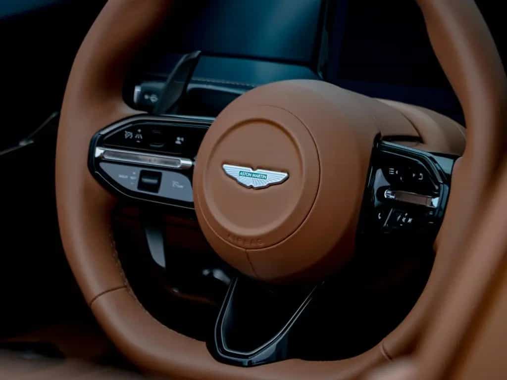 Aston Martin DB12 4.0 V8 Volante 04/2025-photo-14