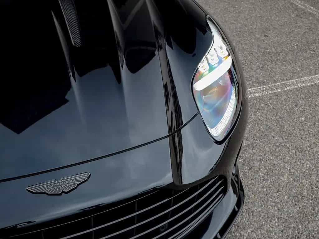 Aston Martin DB12 4.0 V8 Volante 04/2025-photo-38