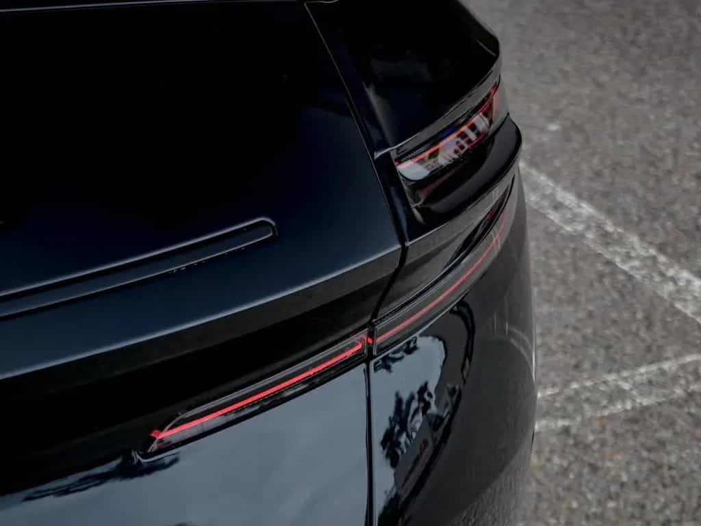 Aston Martin DB12 4.0 V8 Volante 04/2025-photo-43