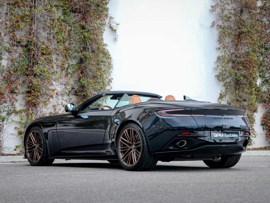 Aston Martin DB12 4.0 V8 Volante 04/2025-photo-8