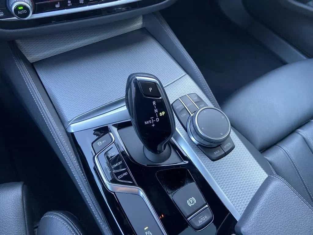 BMW 5 Series 530 d Touring M Sport HUD AHK Pano Navi DA+ PA 08/2019-photo-12