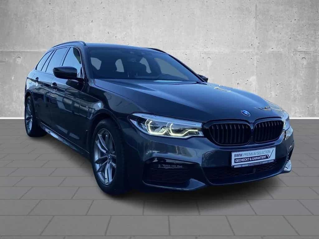 BMW 5 Series 530 d Touring M Sport HUD AHK Pano Navi DA+ PA 08/2019-photo-3