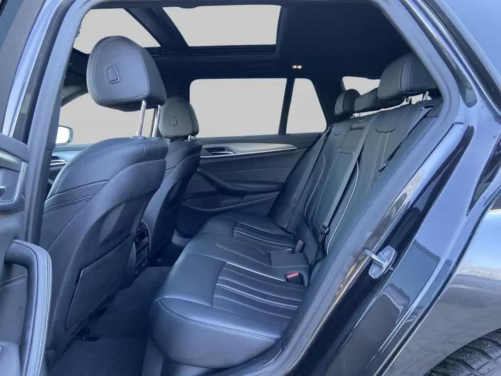 BMW 5 Series 530 d Touring M Sport HUD AHK Pano Navi DA+ PA 08/2019-photo-7