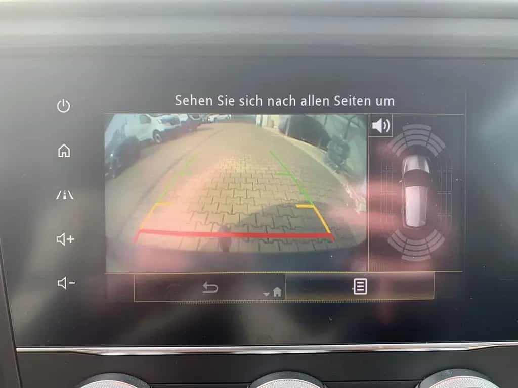Renault Kadjar 1.3 TCE 140 BUSINESS EDITION NAVI+KAMERA 04/2020-photo-38