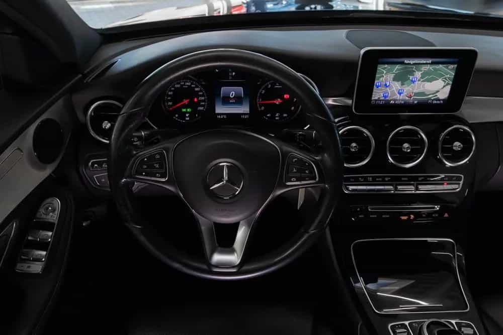 Mercedes-Benz C 180 C Limousine C 180 CGI   Avantgarde 06/2017-photo-16