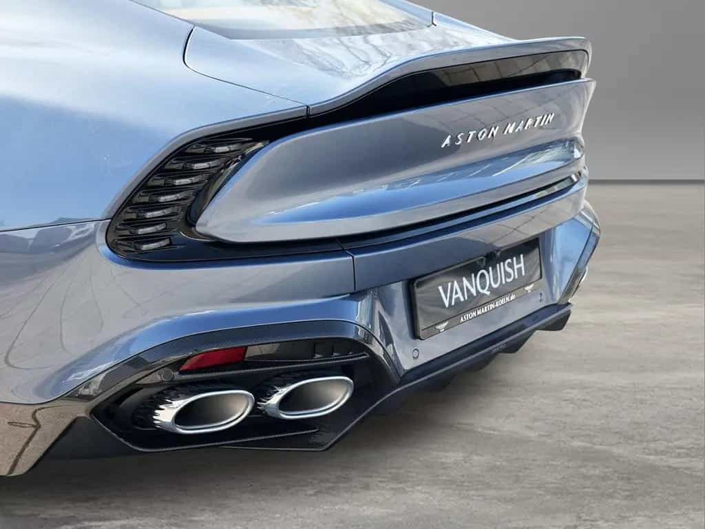 Aston Martin Vanquish V12 Concours Blue / Oxford Tan  Bowers null-photo-14