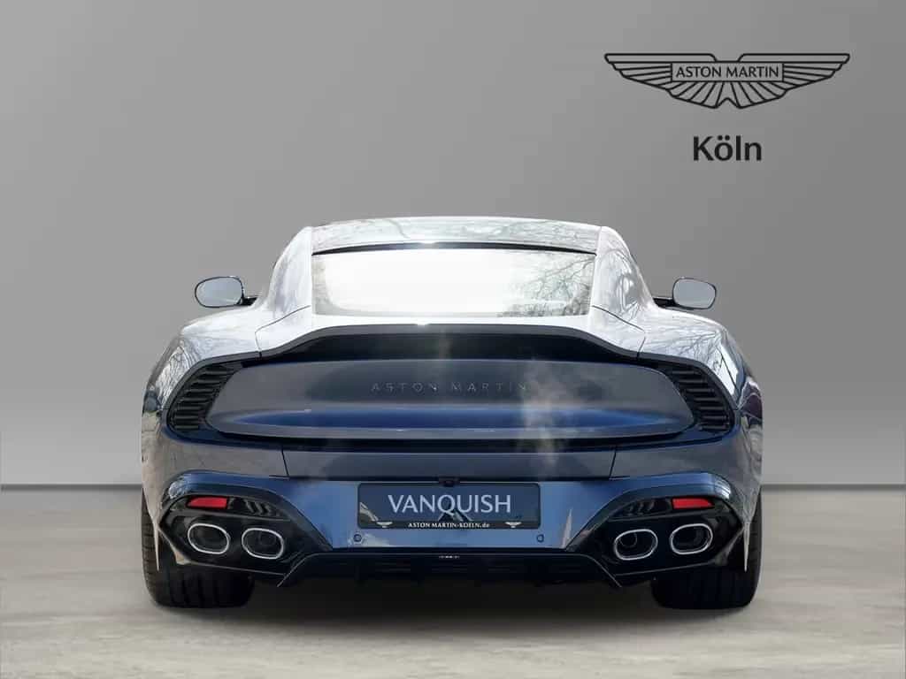 Aston Martin Vanquish V12 Concours Blue / Oxford Tan  Bowers null-photo-4