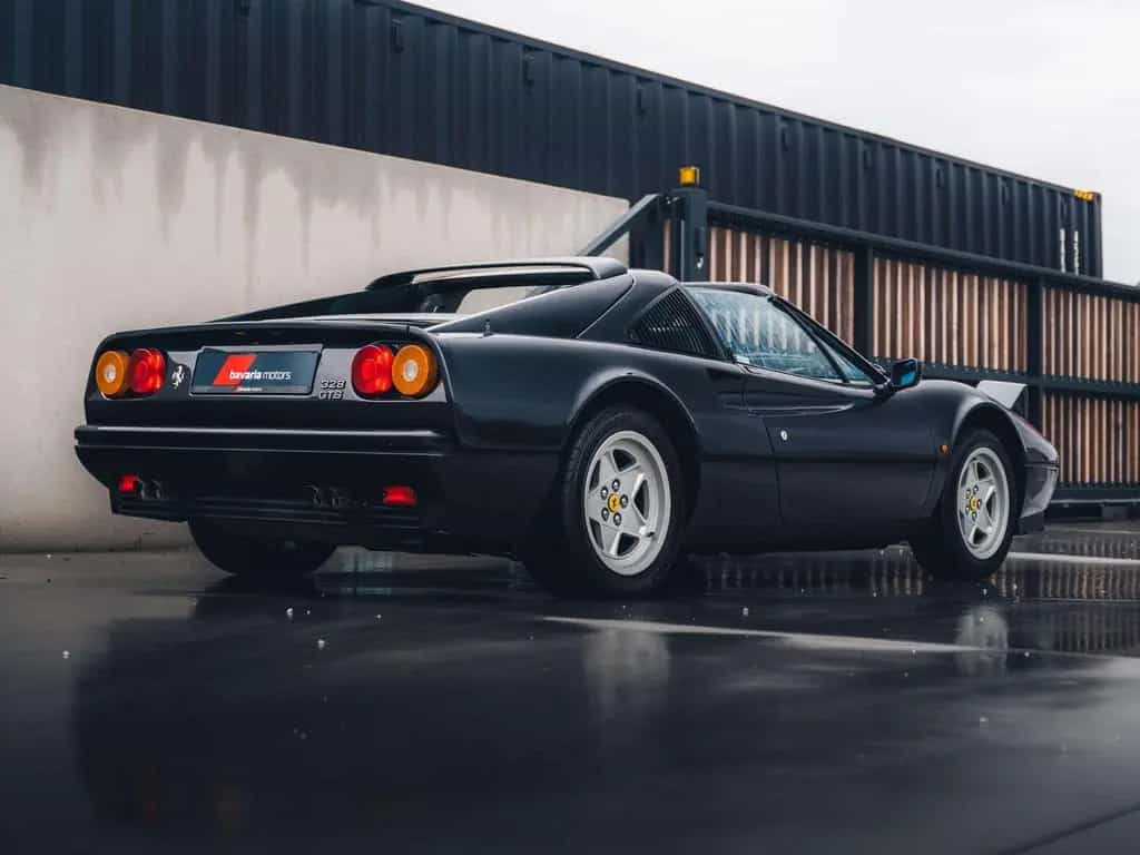 Ferrari 328 GTS / Nero Black / V8 02/1987-photo-29