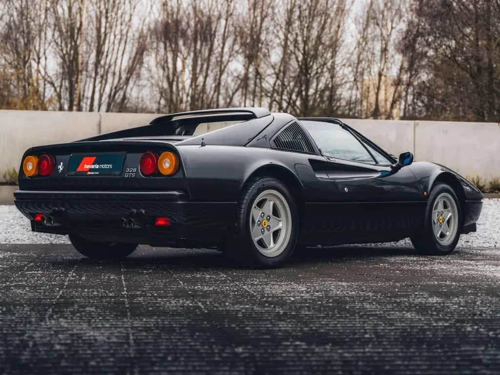 Ferrari 328 GTS / Nero Black / V8 02/1987-photo-5
