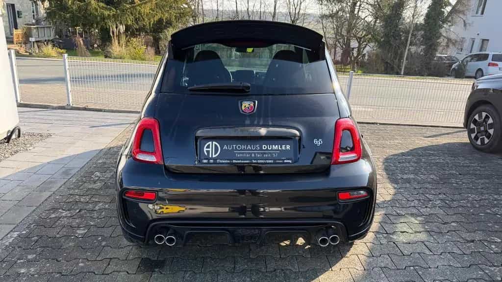 Abarth 695 MY22 695 1.4 T-Jet 132 kW (180 PS) 08/2023-photo-5