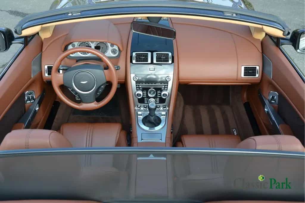 Aston Martin V8 Vantage S Roadster 07/2013-photo-12