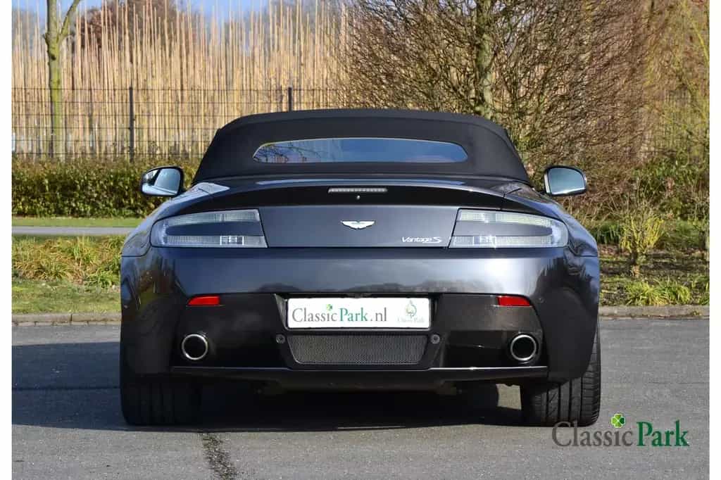 Aston Martin V8 Vantage S Roadster 07/2013-photo-19