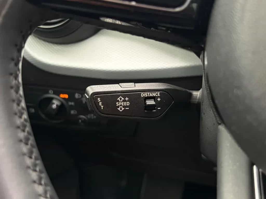 Audi Q2 design,Navi,Klima,Panorama,Lane,ACC,Alu 08/2017-photo-16