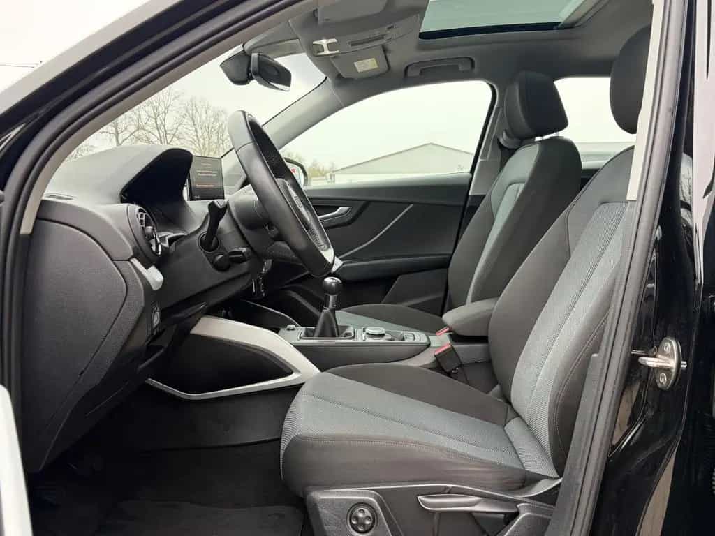 Audi Q2 design,Navi,Klima,Panorama,Lane,ACC,Alu 08/2017-photo-26