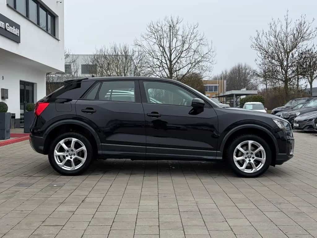 Audi Q2 design,Navi,Klima,Panorama,Lane,ACC,Alu 08/2017-photo-5