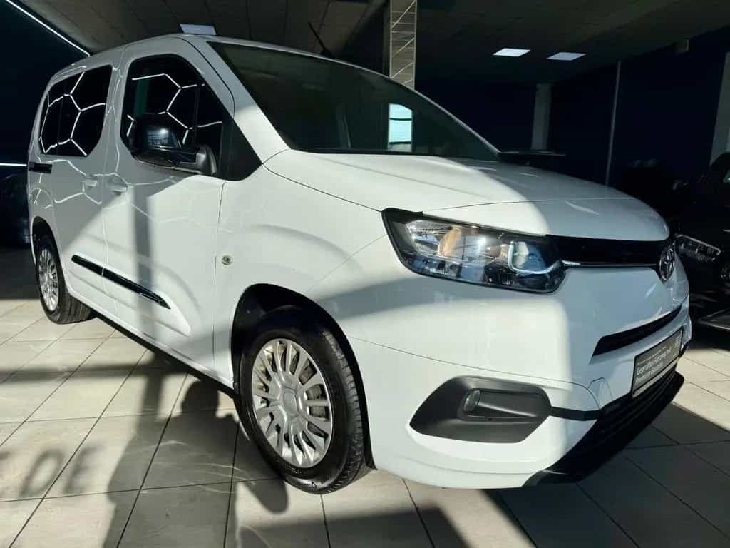 Toyota Proace (Verso) Proace City Verso L1 Combi 05/2023-photo-1