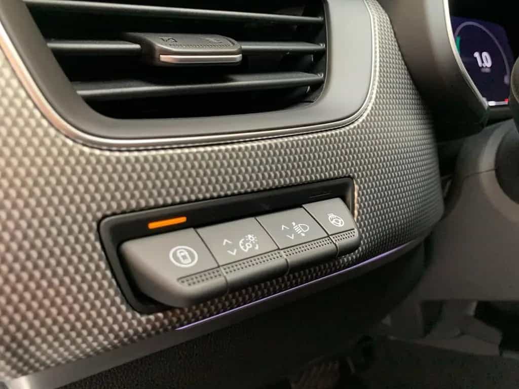 Renault Arkana TECHNO MILD HYBRID 140 EDC SHZ+PDC+KAMERA 05/2026-photo-20