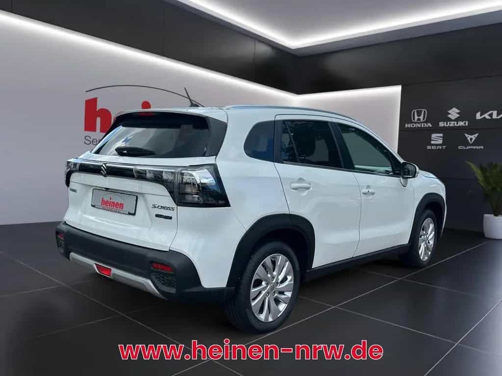 Suzuki (SX4) S-Cross S-CROSS 1.5 COMFORT AGS RÜCKFAHRKAMERA+DAB-RADIO 05/2023-photo-3