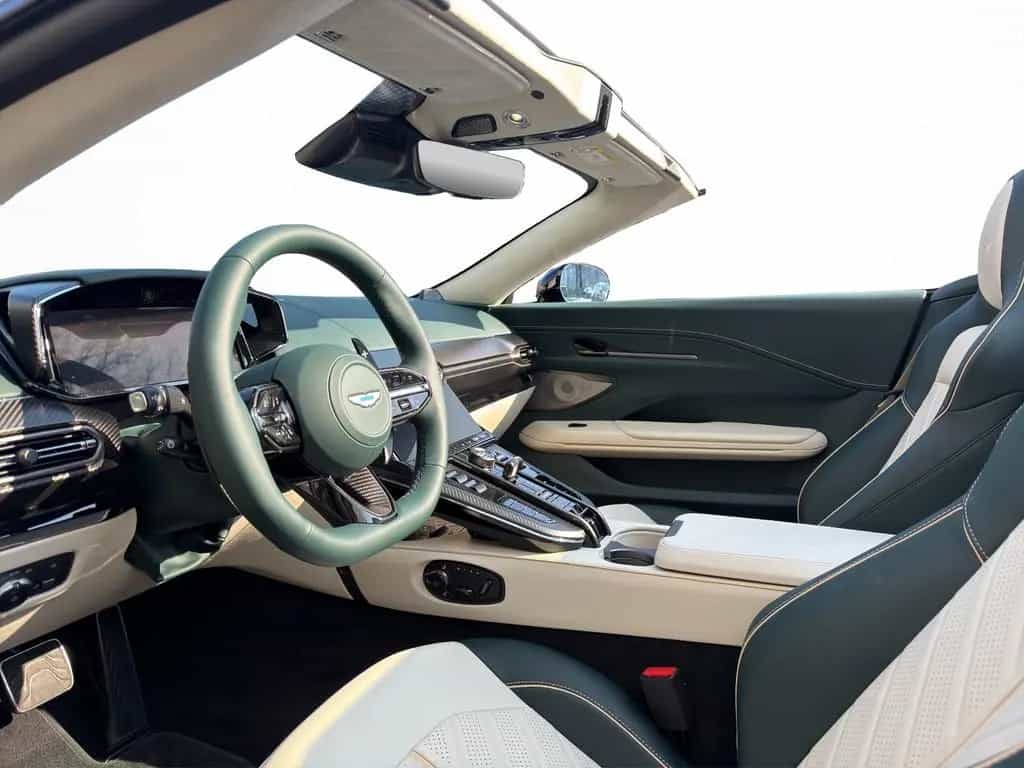 Aston Martin V8 Vantage S 4.0 V8 Roadster 02/2026-photo-9