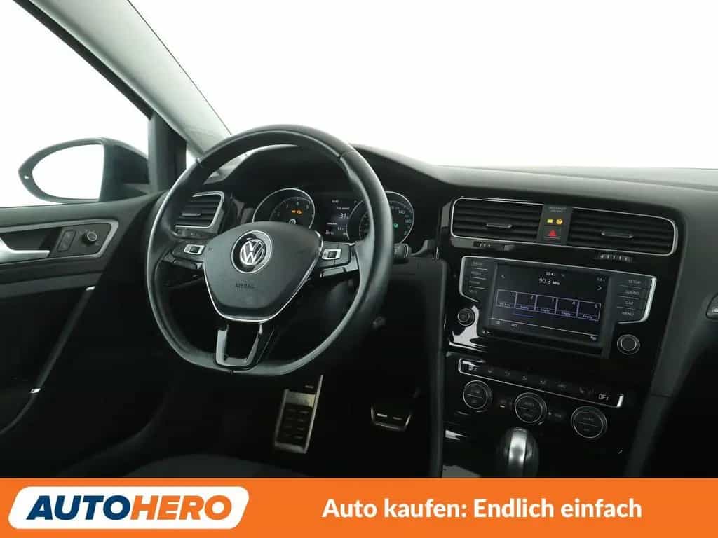 Volkswagen Golf VII 1.2 TSI Allstar BMT Aut.*XENON*PDC*SHZ* 12/2016-photo-12
