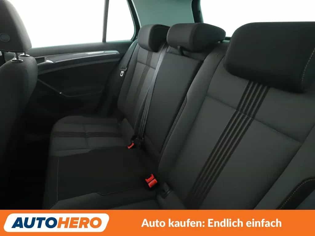 Volkswagen Golf VII 1.2 TSI Allstar BMT Aut.*XENON*PDC*SHZ* 12/2016-photo-13