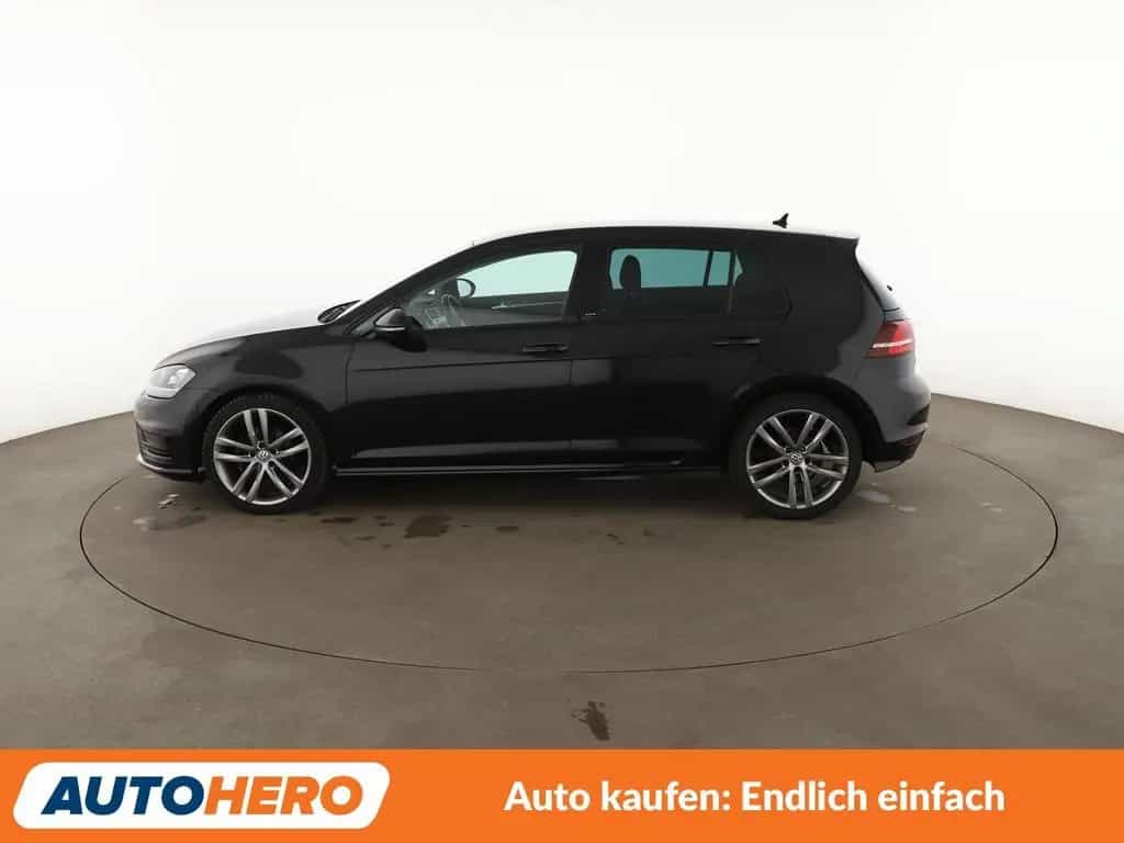 Volkswagen Golf VII 1.2 TSI Allstar BMT Aut.*XENON*PDC*SHZ* 12/2016-photo-2