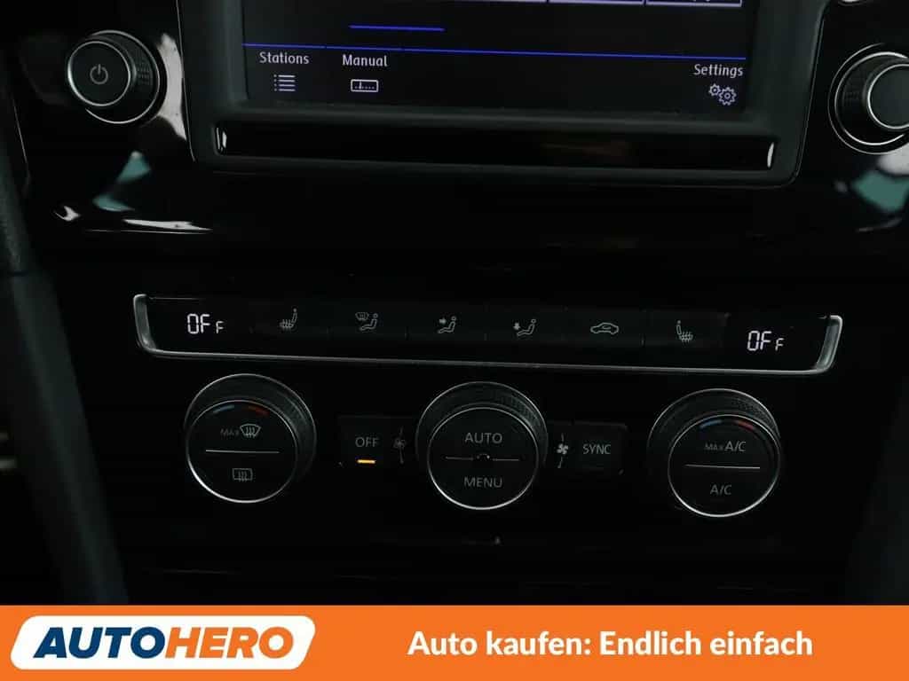 Volkswagen Golf VII 1.2 TSI Allstar BMT Aut.*XENON*PDC*SHZ* 12/2016-photo-21