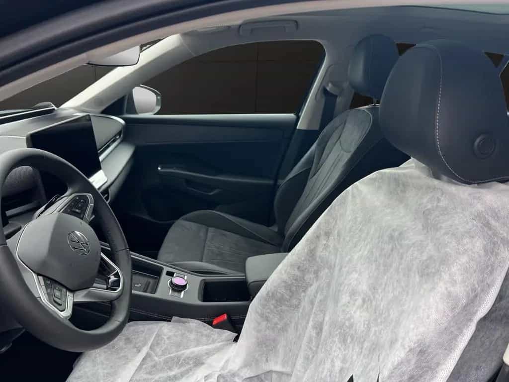 Volkswagen T-Roc Style 1.5 l eTSI OPF 110 kW (150 PS) 7-Gan null-photo-4