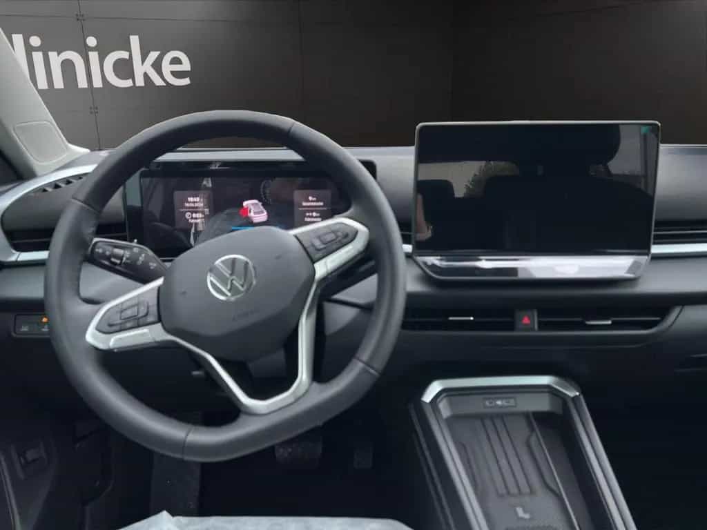 Volkswagen T-Roc Style 1.5 l eTSI OPF 110 kW (150 PS) 7-Gan null-photo-6