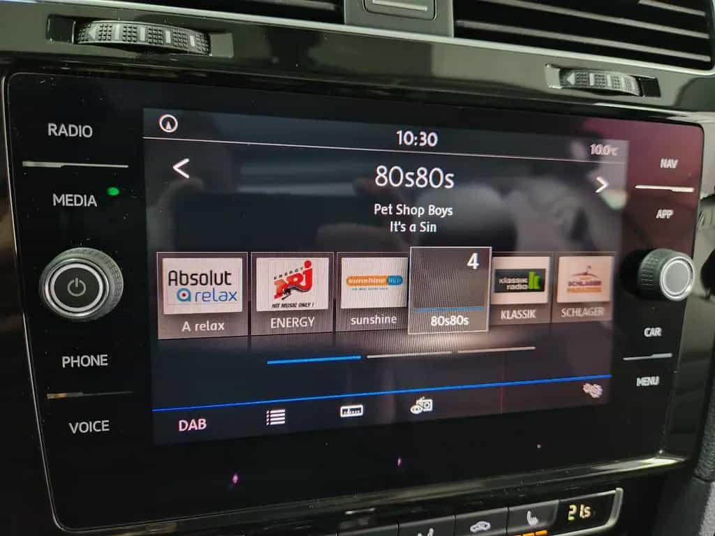 Volkswagen Golf HIGHLINE DSG ACC Pano. CarPlay SHZ Virtual 05/2017-photo-17