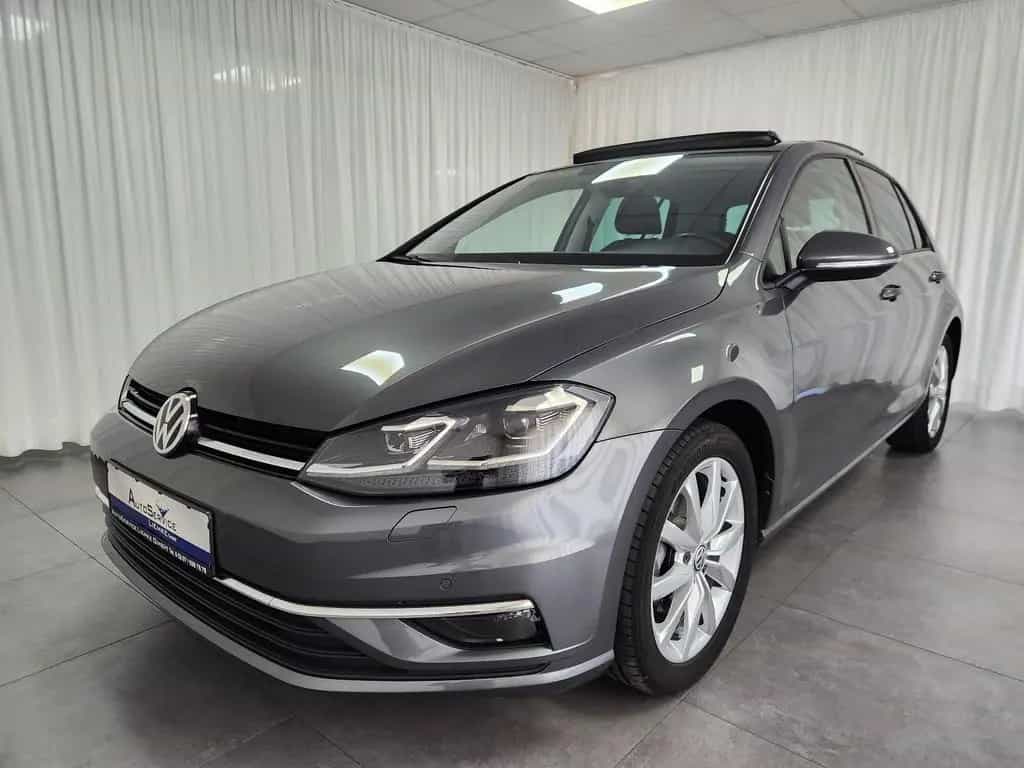 Volkswagen Golf HIGHLINE DSG ACC Pano. CarPlay SHZ Virtual 05/2017-photo-1