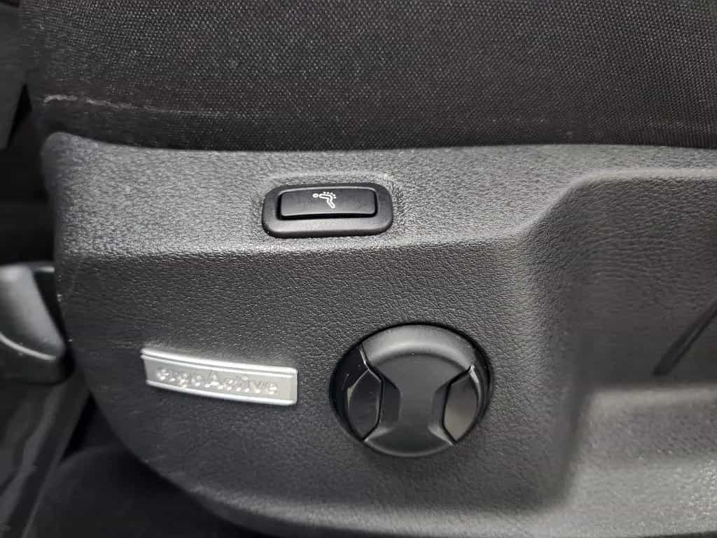 Volkswagen Golf HIGHLINE DSG ACC Pano. CarPlay SHZ Virtual 05/2017-photo-8
