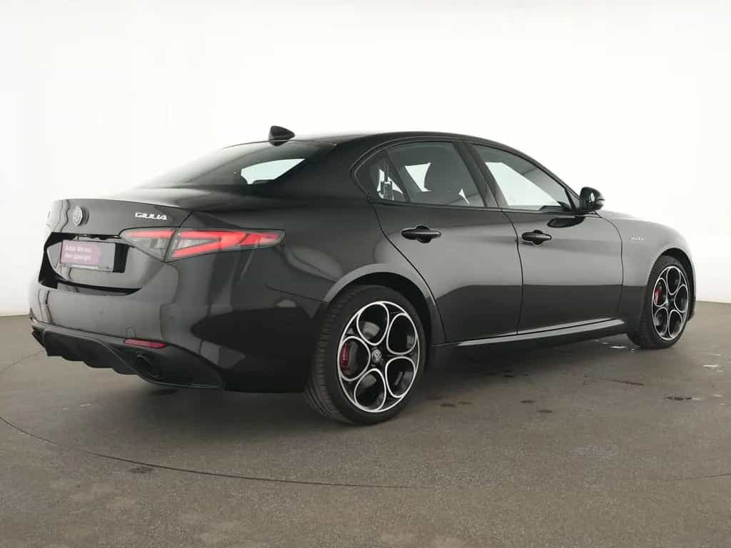 Alfa Romeo Giulia Veloce Q4 Leder|Fernlichtassist|Matrix-LE 12/2023-photo-6