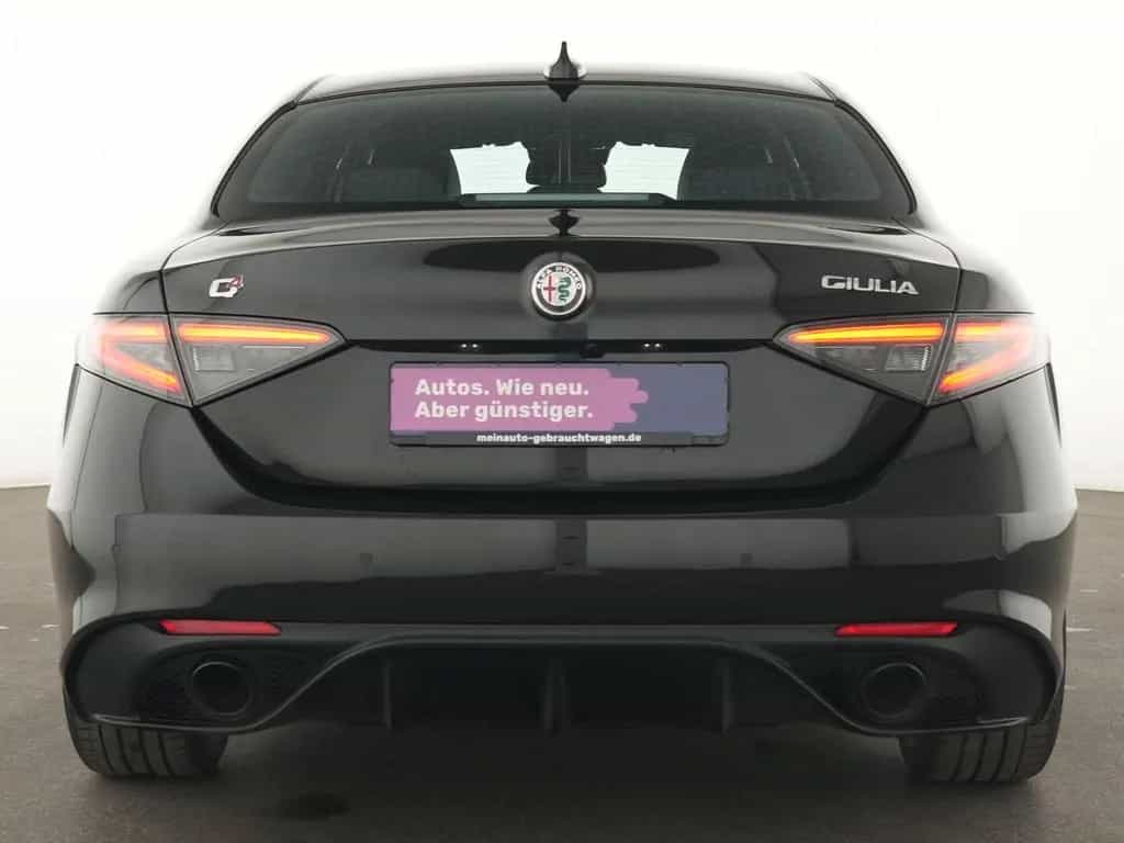 Alfa Romeo Giulia Veloce Q4 Leder|Fernlichtassist|Matrix-LE 12/2023-photo-7