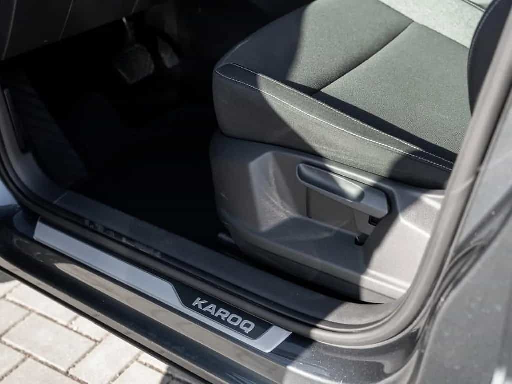 Skoda Karoq DRIVE 1.5 TSI DSG Kam. Navi DynLicht LED 03/2021-photo-26