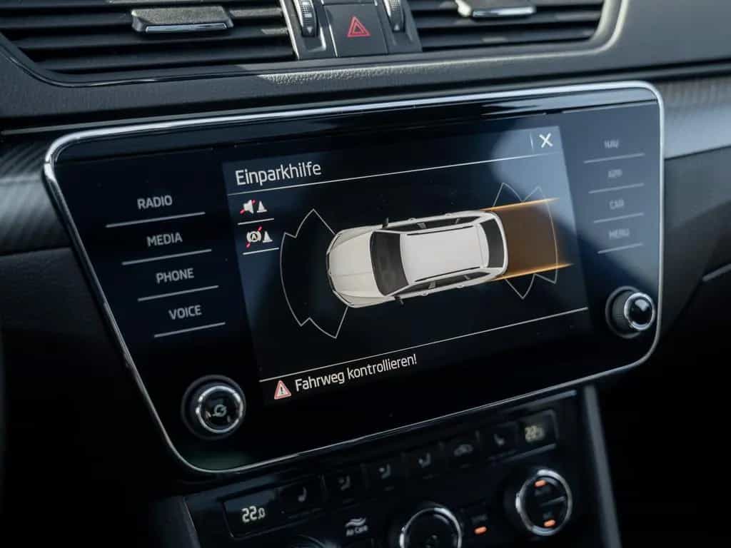Skoda Superb C. SPORTLINE 1.5 TSI DSG DCC AHK Kam. LED 11/2022-photo-12