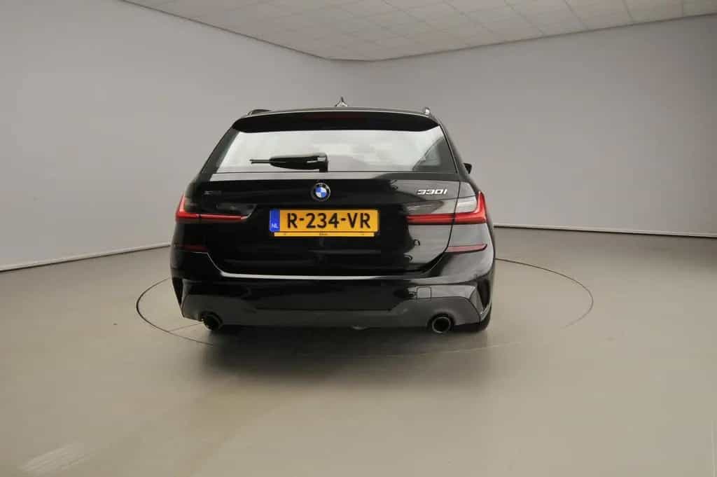 BMW 330 3 Serie Touring 330i xDrive | M-Sportpakket 01/2022-photo-2